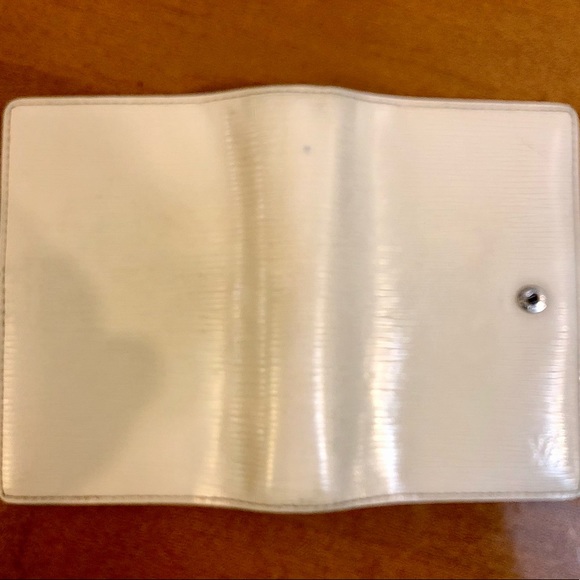 ON SALE!! Louis Vuitton Epi Small Ring Agenda - Picture 8 of 9